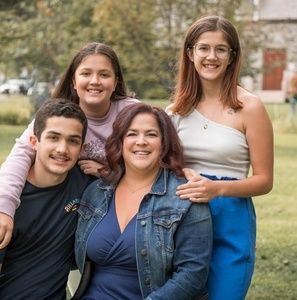 Meet your Posher, Annie